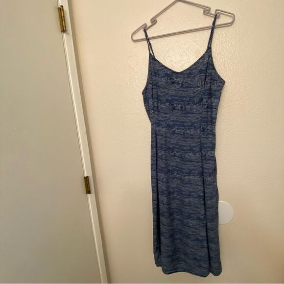 Old Navy blue wave Cami Midi slip Dress smocked back size L - Picture 2 of 12